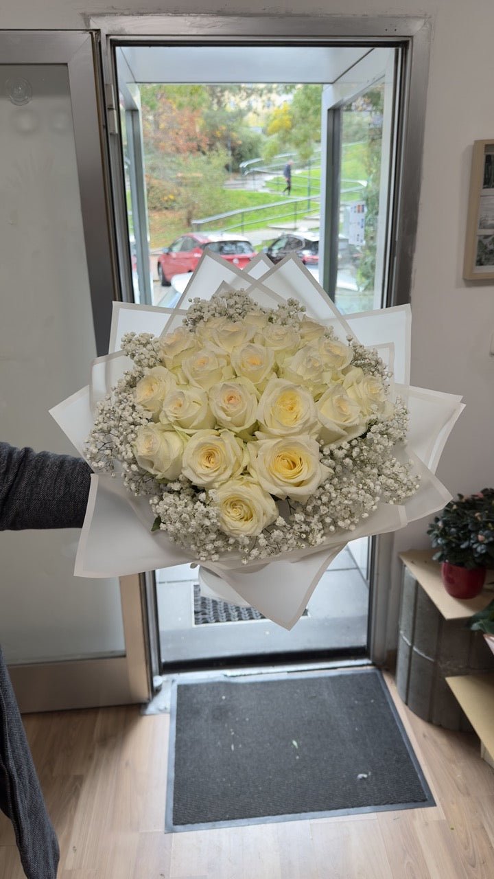 Schneezauber – Weißes Rosenbouquet 🤍,,Bloomera